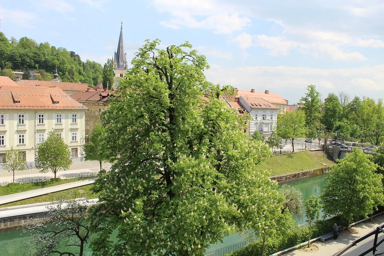 Guest house Viksi Hostel Ljubljana Slovenia